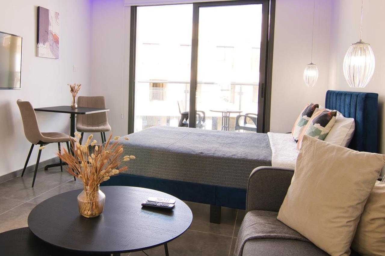 Phaedrus Living: Seaside Luxury Flat Athina 118 Apartment Paphos Luaran gambar